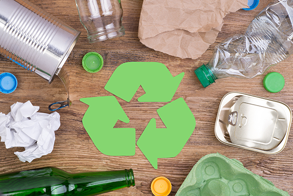 Recycle symbol and recyclable objects